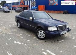 Седан Mercedes-Benz E-Клас 1995 у Ковельє