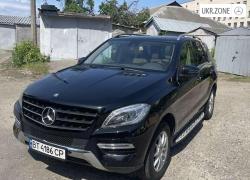 Внедорожник 5 дверей Mercedes-Benz M-Класс (ML) III (W166) 2012 в Киеве