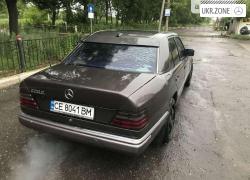 Седан Mercedes-Benz E-Класс I (W124) 1993 в Краматорске