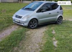 Хэтчбек 5 дверей Mercedes-Benz A-Класс I (W168) 2000 в Черновцах
