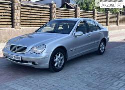 Седан Mercedes-Benz C-Класс II (W203) 2002 у Житомирі