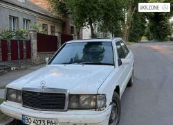 Седан Mercedes-Benz 190 (W201) I 1990 в Тернополе