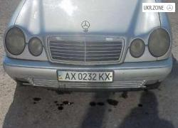 Седан Mercedes-Benz E-Класс 1999 в Харькове