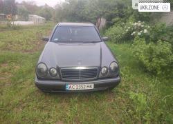 Седан Mercedes-Benz E-Класс 1995 в Владимир-Волынском