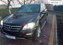 Внедорожник 5 дверей Mercedes-Benz M-Класс (ML) II (W164) Рестайлинг 2010 в Очакове