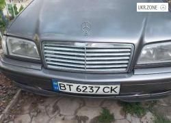 Седан Mercedes-Benz C-Класс 2000 в Херсоне