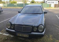 Седан Mercedes-Benz E-Класс 1999 в Черкассах