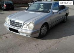 Седан Mercedes-Benz E-Класс 1997 в Харькове