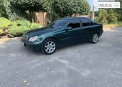 Седан Mercedes-Benz C-Класс 2000 в Запорожье