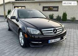 Седан Mercedes-Benz C-Класс 2011 в Южном