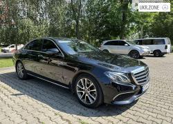 Седан Mercedes-Benz E-Класс V (W213, S213, C238) 2017 в Черновцах
