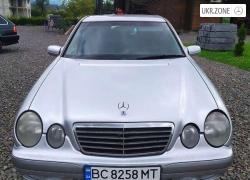Седан Mercedes-Benz E-Класс II (W210, S210) Рестайлинг 2001 в Пустомытах