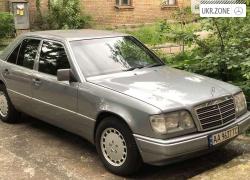 Mercedes-Benz E-Класс 1988 в Киеве
