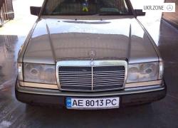 Mercedes-Benz E-Класс 1988 в Софиевке