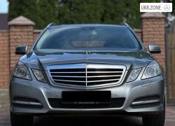 Универсал 5 дверей Mercedes-Benz E-Класс 2013 в Черновцах