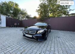 Седан Mercedes-Benz E-Класс V (W213, S213, C238) 2017 в Черновцах