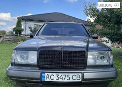 Седан Mercedes-Benz E-Класс I (W124) 1993 в Горохове