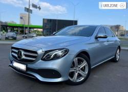 Седан Mercedes-Benz E-Класс 2016 в Киеве