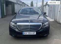 Седан Mercedes-Benz E-Класс V (W213, S213, C238) 2018 в Киеве
