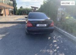 Седан Mercedes-Benz C-Класс II (W203) 2002 в Львове