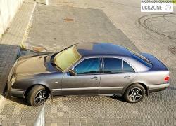 Седан Mercedes-Benz E-Класс 1999 в Львове