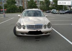 Седан Mercedes-Benz E-Класс 2003 в Киеве
