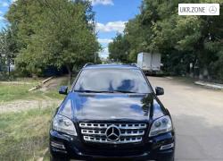 Внедорожник 5 дверей Mercedes-Benz M-Класс (ML) 2011 в Доманевке