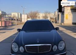 Седан Mercedes-Benz E-Класс 2003 в Запорожье