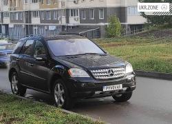 Внедорожник 5 дверей Mercedes-Benz M-Класс (ML) 2008 в Ровно