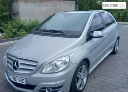 Хэтчбек 5 дверей Mercedes-Benz B-Класс I (W245) Рестайлинг 2010 в Надворной