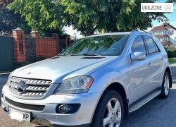 Внедорожник 5 дверей Mercedes-Benz M-Класс (ML) 2008 в Киеве