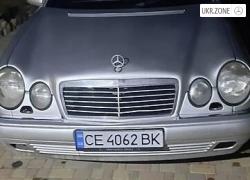 Универсал 5 дверей Mercedes-Benz E-Класс II (W210, S210) 1998 в Черновцах