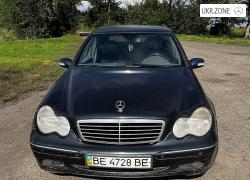 Седан Mercedes-Benz E-Класс II (W210, S210) Рестайлинг 2001 в Первомайске
