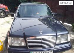 Седан Mercedes-Benz E-Клас 1995 у Києві