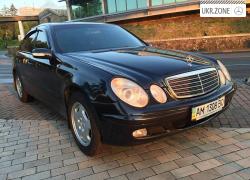 Седан Mercedes-Benz E-Класс 2002 в Киеве