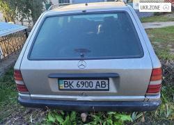 Mercedes-Benz E-Класс 1991 в Киеве