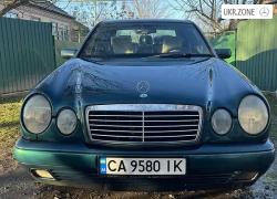 Седан Mercedes-Benz E-Класс 1999 в Черкассах