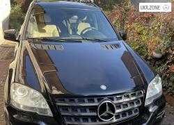 Внедорожник 5 дверей Mercedes-Benz M-Класс (ML) 2011 в Ужгороде