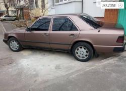 Mercedes-Benz E-Класс 1986 в Полтаве