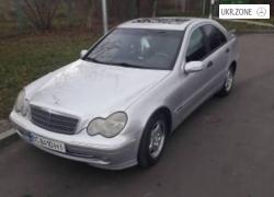 Седан Mercedes-Benz C-Класс II (W203) 2002 в Золочеве