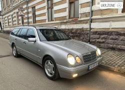 Универсал 5 дверей Mercedes-Benz E-Класс II (W210, S210) 1998 в Вижнице