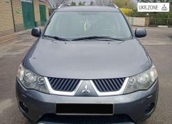 Внедорожник 5 дверей Mitsubishi Outlander II 2008 в Кривом Роге