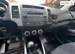 Внедорожник 5 дверей Mitsubishi Outlander II 2008 в Житомире