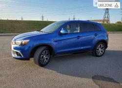 Внедорожник 5 дверей Mitsubishi Outlander III Рестайлинг 2 2017 в Днепре