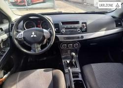 Седан Mitsubishi Lancer X (X) Рестайлинг 2011 в Львове