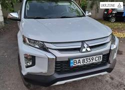 Пикап двойная кабина Mitsubishi L200 V Рестайлинг 2021 в Александрии