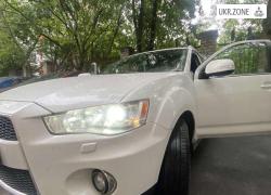 Внедорожник 5 дверей Mitsubishi Outlander II Рестайлинг 2010 в Житомире