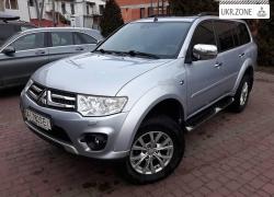 Внедорожник 5 дверей Mitsubishi Pajero Sport 2013 в Киеве
