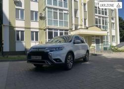 Внедорожник 5 дверей Mitsubishi Outlander 2021 в Ромнах