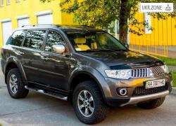 Внедорожник 5 дверей Mitsubishi Pajero Sport II 2012 в Киеве